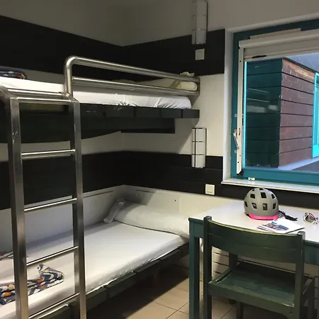 Hostel Hi *